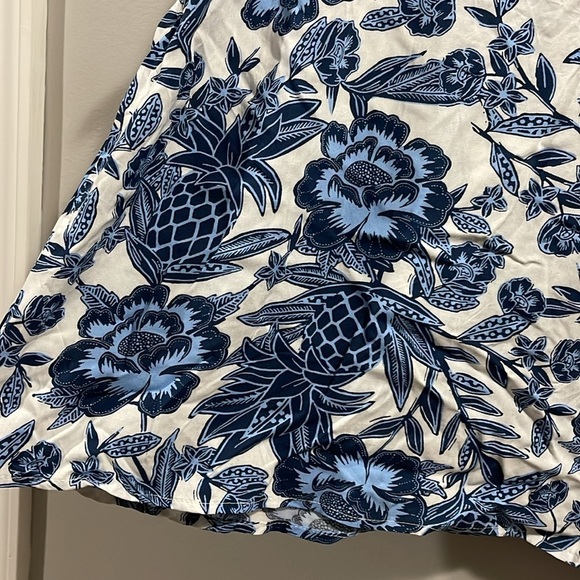 Rachel Zoe VNeck Ruffle Sleeve Blue Pineapple Floral Women's Top NWT 2X - Picture 7 of 10